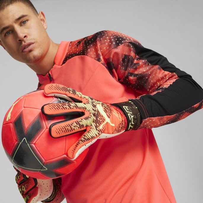 Ultra Ultimate 1 Negativt Kutt Fotball Keeperhansker Brennende Korallbrusende Lett Puma På Salg
