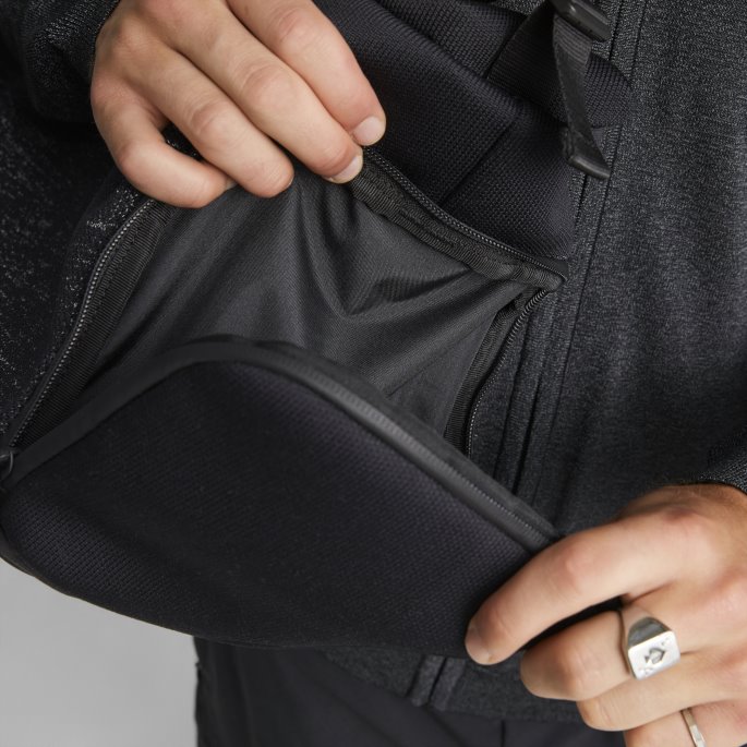 Jet Black Porsche Design Evoknit Duffle Bag Puma På Salg