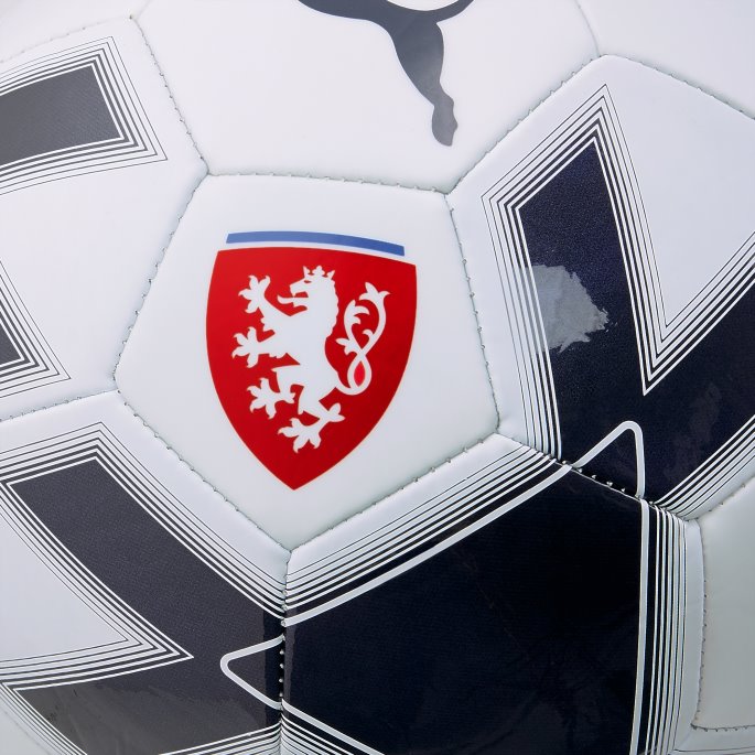 Tsjekkia Burfotball Hvit-peacoat Puma På Salg
