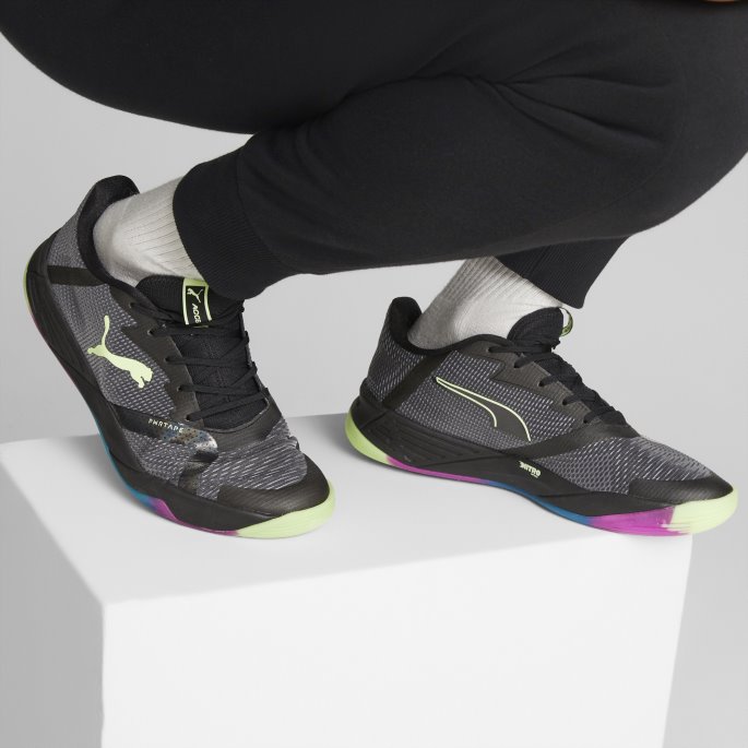 Accelerate Turbo Nitro Ii Håndballsko Puma På Tilbud Black-fizzy Light-ocean-fuchsia