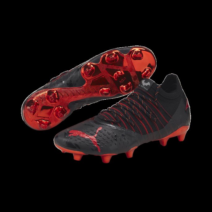 Puma På Tilbud X Batman Future 1.3 Fg-ag Fotballsko For Menn Svart-rød-hvit-asfalt