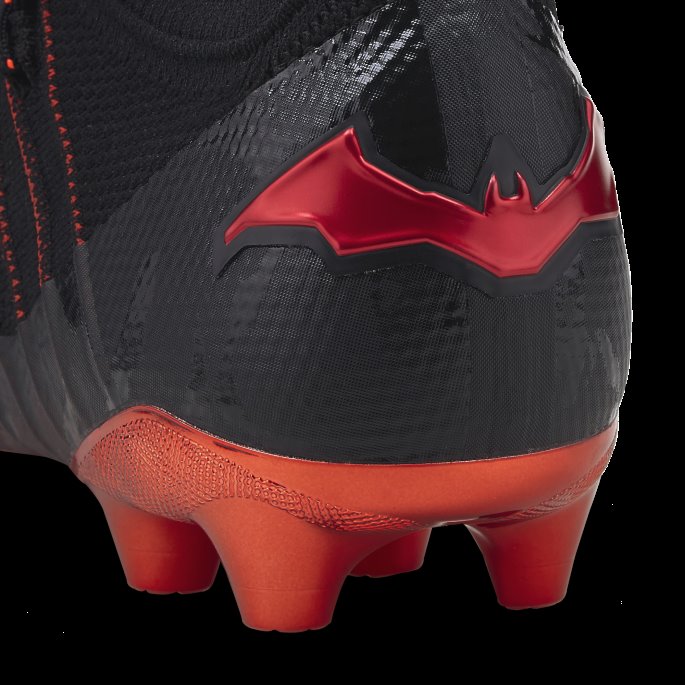 Puma På Tilbud X Batman Future 1.3 Fg-ag Fotballsko For Menn Svart-rød-hvit-asfalt