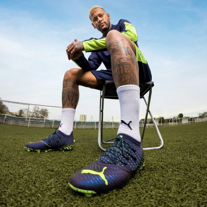 Puma På Tilbud Parisian Night-fizzy Light Future 1.4 Fg-ag Fotballsko Herre