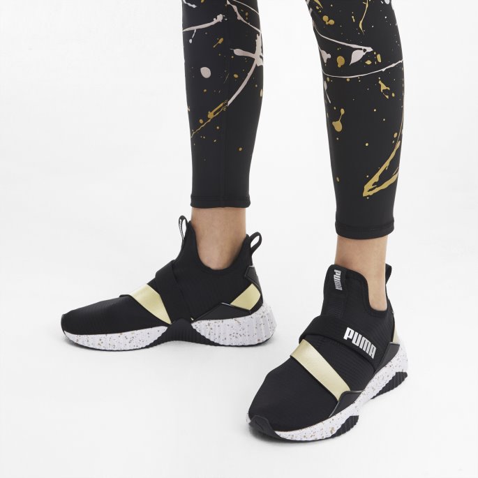 Puma På Tilbud Defy Mid Metal Treningssko For Kvinner Svart-hvit
