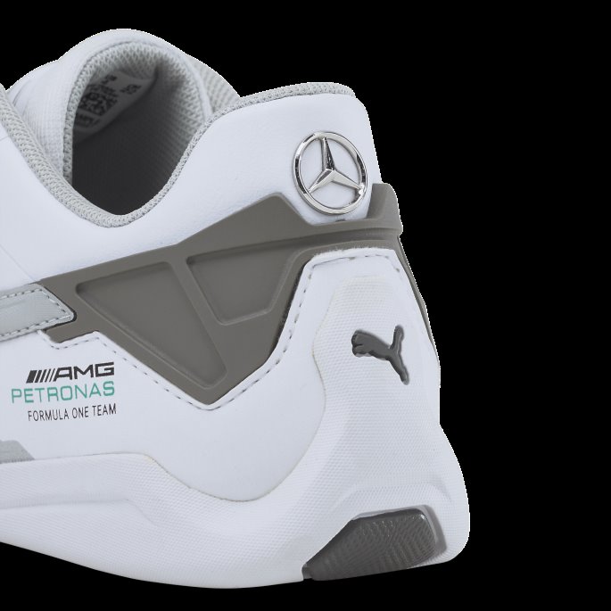 Hvit-mercedes Team Sølv Mercedes F1 Drift Cat Delta Ungdom Motorsport Sko Puma På Tilbud