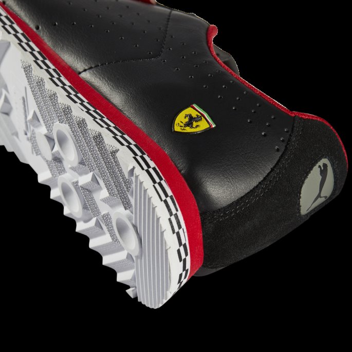 Puma På Tilbud Scuderia Ferrari Roma Via Perforerte Motorsportsko Svart-hvite