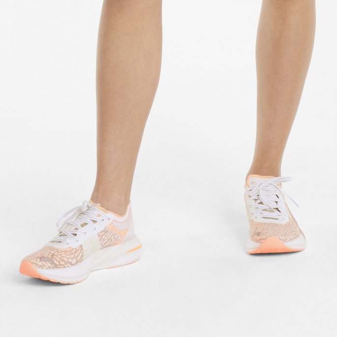 Deviate Nitro Elite Wildwash Løpesko For Kvinner Puma På Tilbud Hvit-fizzy Melon