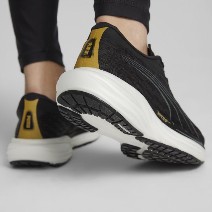 Puma På Tilbud Black-team Gold Deviate Nitro 2 Løpesko Dame