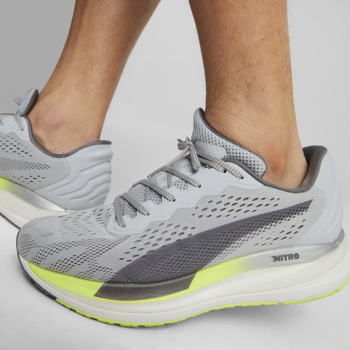 Forstørre Nitro Surge Joggesko For Menn Puma På Tilbud Platina Grå-lime Squeeze
