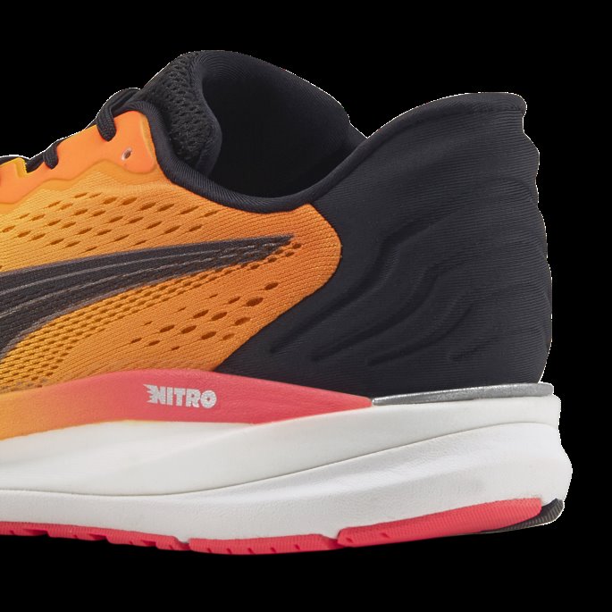 Sun Stream-sunset Glow Magnify Nitro Surge Joggesko Menn Puma På Tilbud