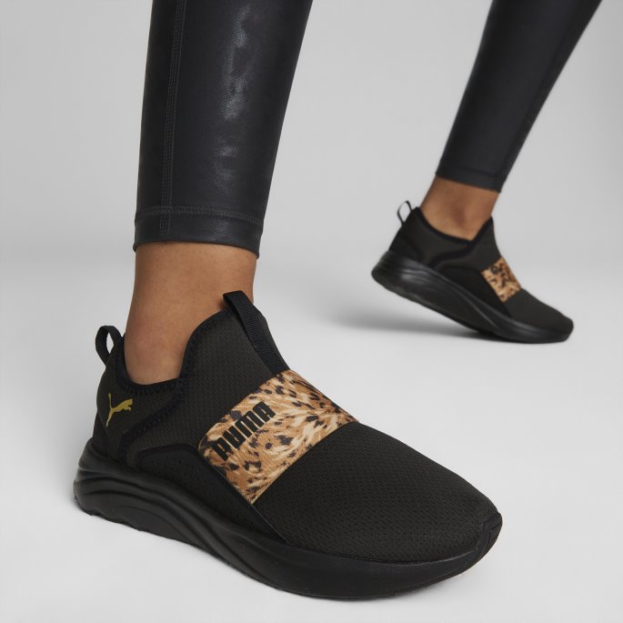 Black-team Gull Softride Sophia Slip-on Safari Løpesko For Kvinner Puma På Salg