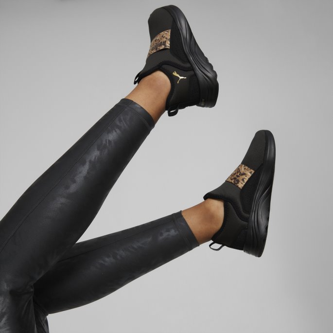 Black-team Gull Softride Sophia Slip-on Safari Løpesko For Kvinner Puma På Salg
