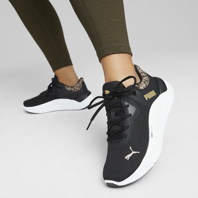 Softride Pro Safari Glam Treningssko For Kvinner Black-team Gold Puma På Tilbud