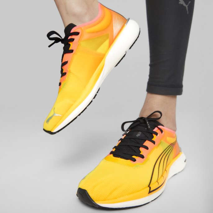 Sun Stream-sunset Glow Puma På Salg Liberate Nitro Fireglow Joggesko Kvinner