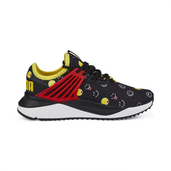 Puma På Tilbud X Smileyworld Pacer Future Youth Joggesko Svart-rød-levende Gul
