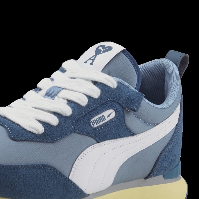 Stellar-white-faded Denim Puma På Tilbud X Ami Rider Fv Joggesko
