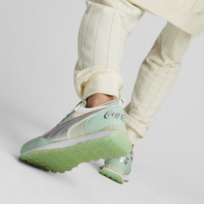 Puma På Tilbud X Coca-cola Rider Fv Sneakers I Begrenset Opplag Gossamer Grønn-sølv