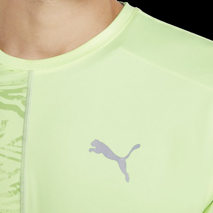 Puma På Salg Grafisk Kortermet Løpe-t-skjorte For Menn Brusende Lys