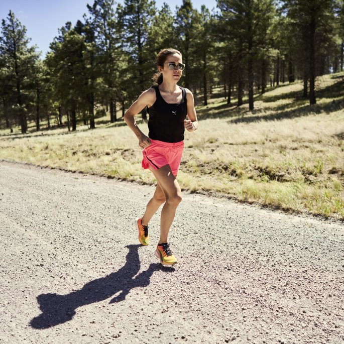 Run Cloudspun Running Tank Top Kvinner Puma På Tilbud Svart