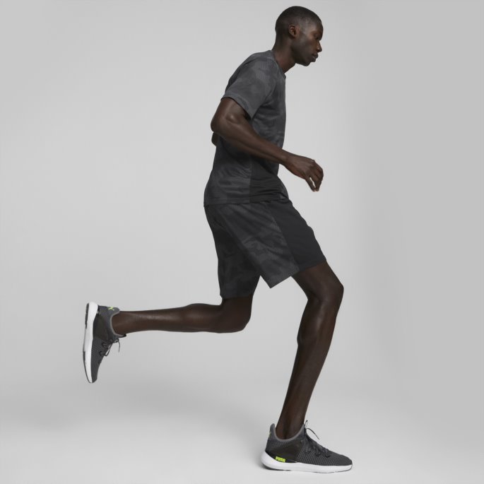 Puma På Tilbud Utenom Sesongen Trykt Treningsskjorte For Menn Svart