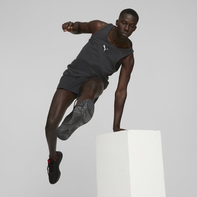 Run Cloudspun Running Singlet Menn Svart Puma På Tilbud