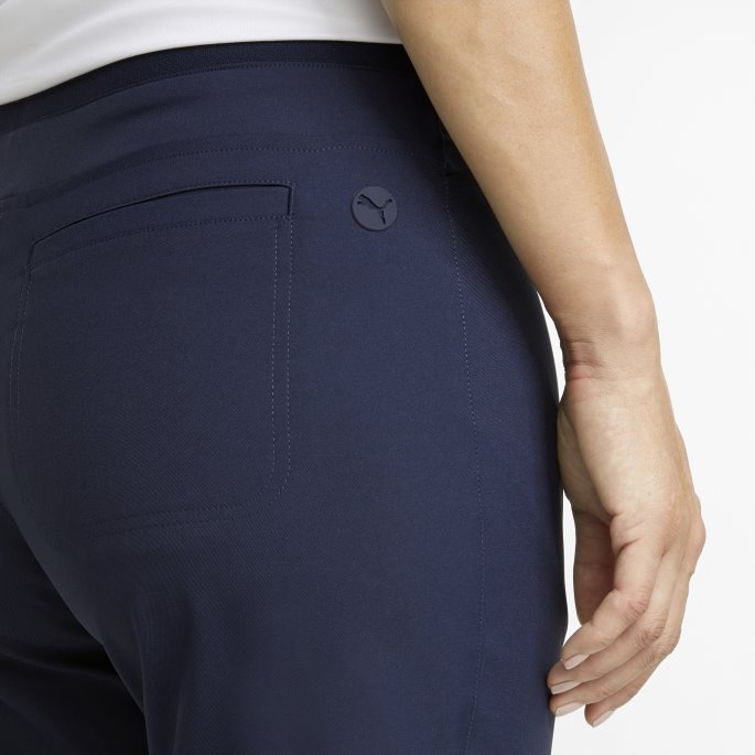 Marineblå Blazer Puma På Tilbud Bermuda Golfshorts For Kvinner
