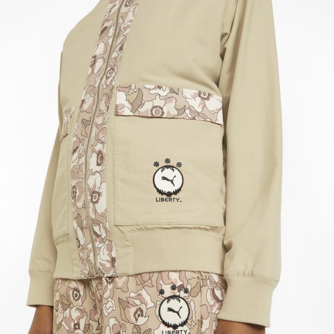 Puma På Tilbud X Liberty Kort Jakke For Kvinner Sesam