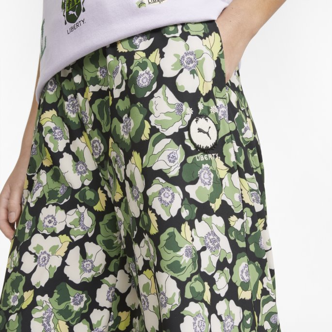 Puma På Tilbud X Liberty Wide Leg Damebukser Svart-blomst Aop