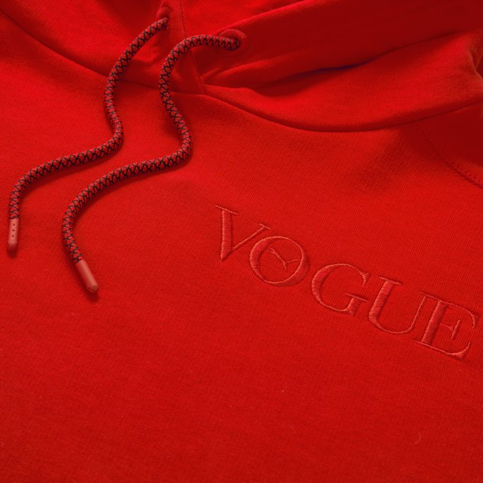Puma På Tilbud X Vogue Hettegenser For Kvinner Ildrød