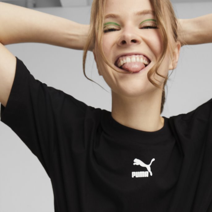 Svart Puma På Tilbud Klassikere Oversized Tee Kvinner