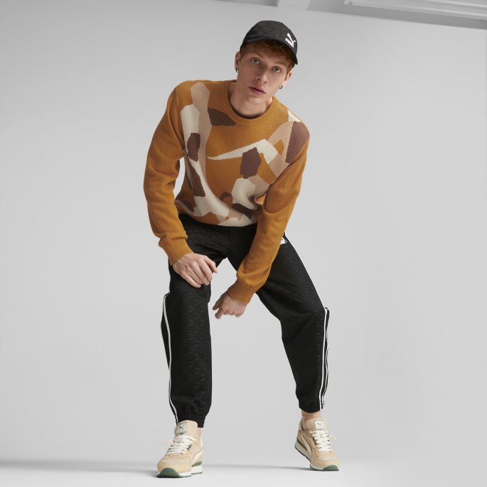 Players' Lounge Strikket Sweatshirt Med Rund Hals For Menn Oransje Murstein Puma På Salg