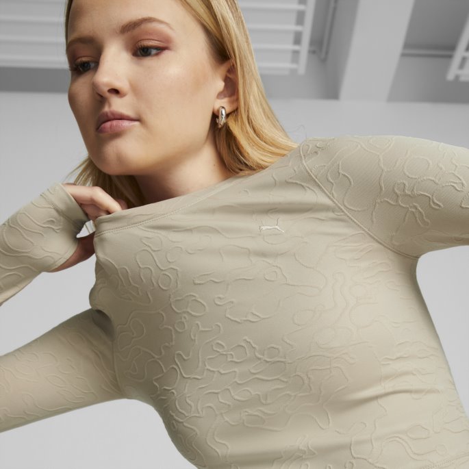 Puma På Tilbud Lett Sand Innlandet Beskåret Langermet Tight Tee Kvinner