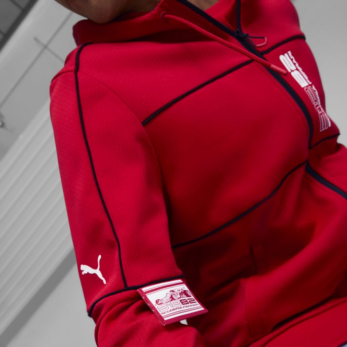 Rosso Corsa Puma På Salg Scuderia Ferrari Race Hette Motorsport Svettejakke Menn