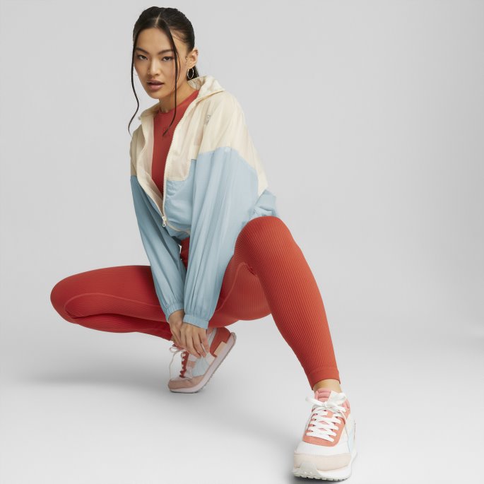 Puma På Tilbud Infuse Vevd Treningsjakke Kvinner Platina Grå