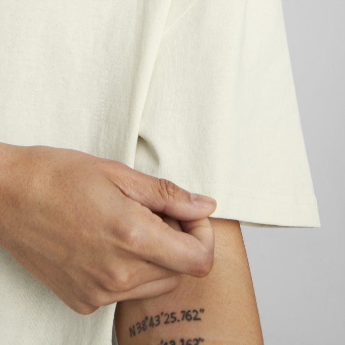 Puma På Tilbud Ingen Farge Klassikere Oversized Tee Menn