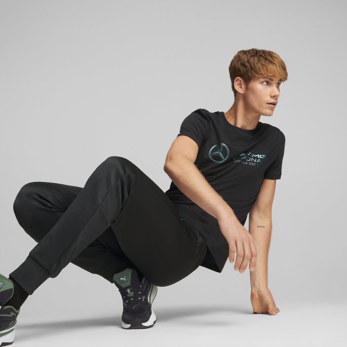 Puma På Tilbud Mercedes-amg Petronas Motorsport Metall Energi Logo T-skjorte Herre Svart