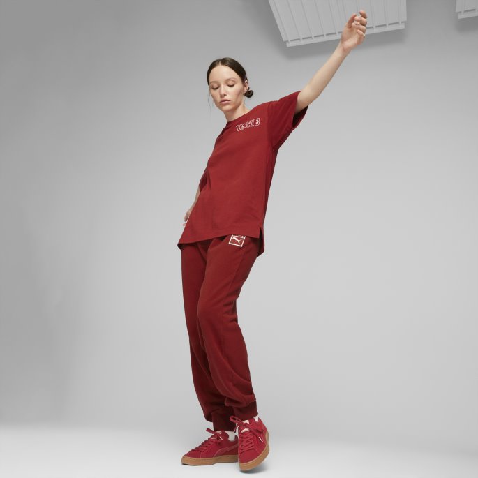 Puma På Tilbud X Vogue Kvinners Relaxed Fit T-skjorte Intens Rød