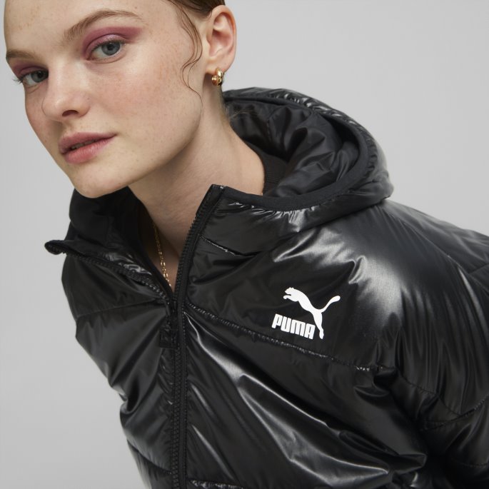 Puma På Tilbud Svart Klassikere Skinnende Vattert Jakke Dame