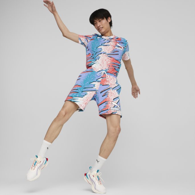 Hvit-aop Puma På Salg Fandom Printed Shorts Menn