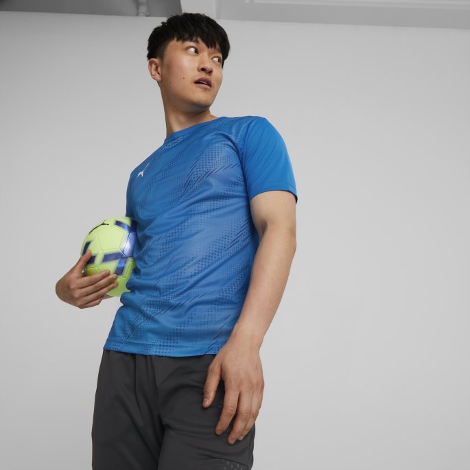 Individualrise Fotball Grafisk Tee Menn Puma På Salg Elektrisk Blå Lemonade-peacoat