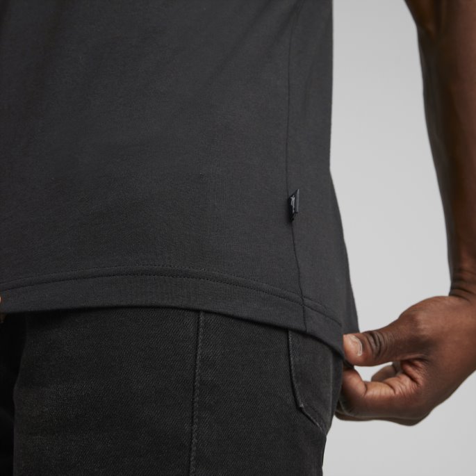 Puma På Salg Svart Monogram Grafisk Tee Menn
