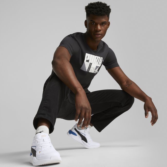 Puma På Salg Svart Monogram Grafisk Tee Menn