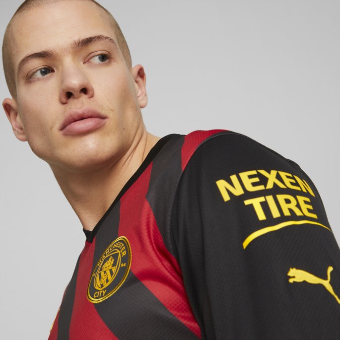 Puma På Salg Manchester City F.c. Borte 22-23 Replica Langermet Jersey Menn Svart-tango Rød