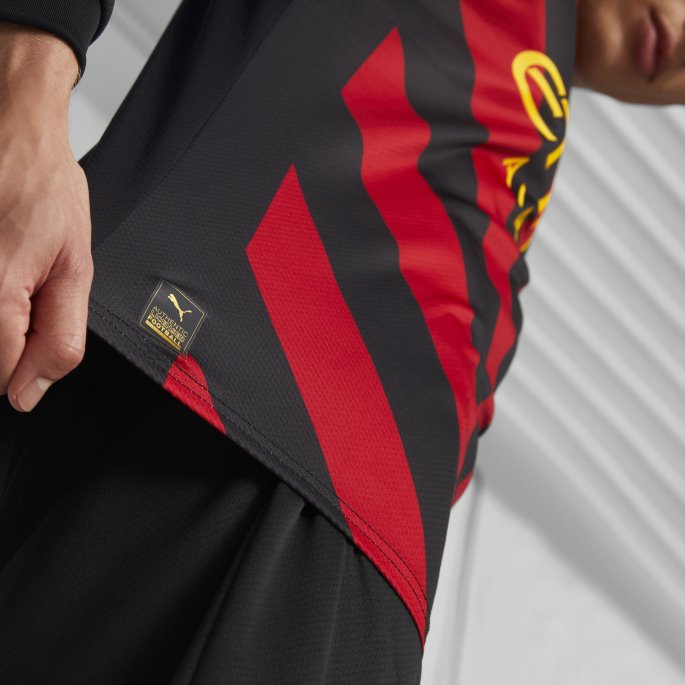 Puma På Salg Manchester City F.c. Borte 22-23 Replica Langermet Jersey Menn Svart-tango Rød