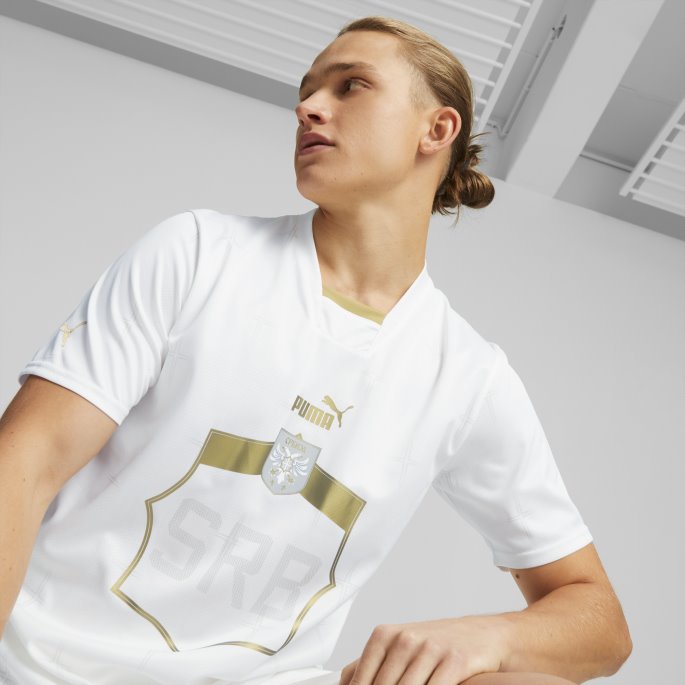 Puma På Salg Serbia Borte 22-23 Replica Jersey Herre Hvit-seiersgull