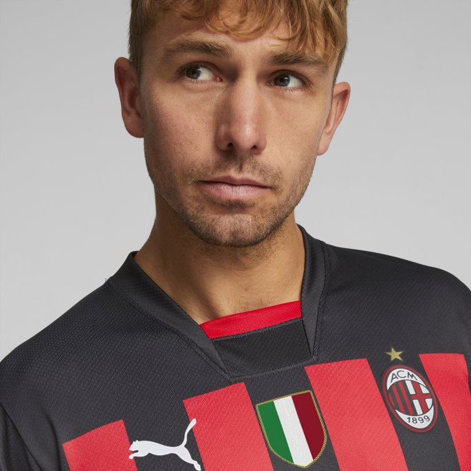 A.c. Milan Home 22-23 Replica Fotballdrakt Menn Puma På Tilbud Svart-tango Rød