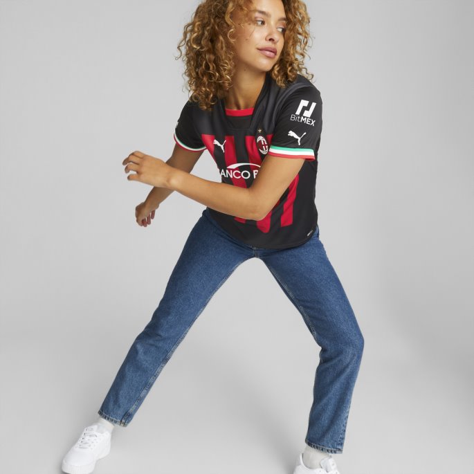 Puma På Salg A.c. Milan Hjemme 22-23 Replica Jersey Kvinner Svart-tango Rød