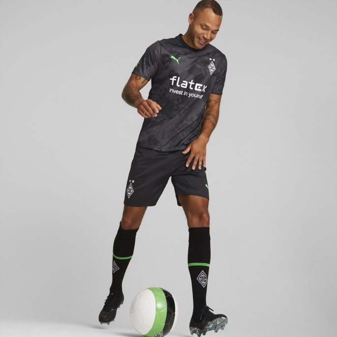 Puma På Tilbud Svart-fantom Svart-grønn Borussia M Nchengladbach Tredje 22-23 Kopi Jersey Herre