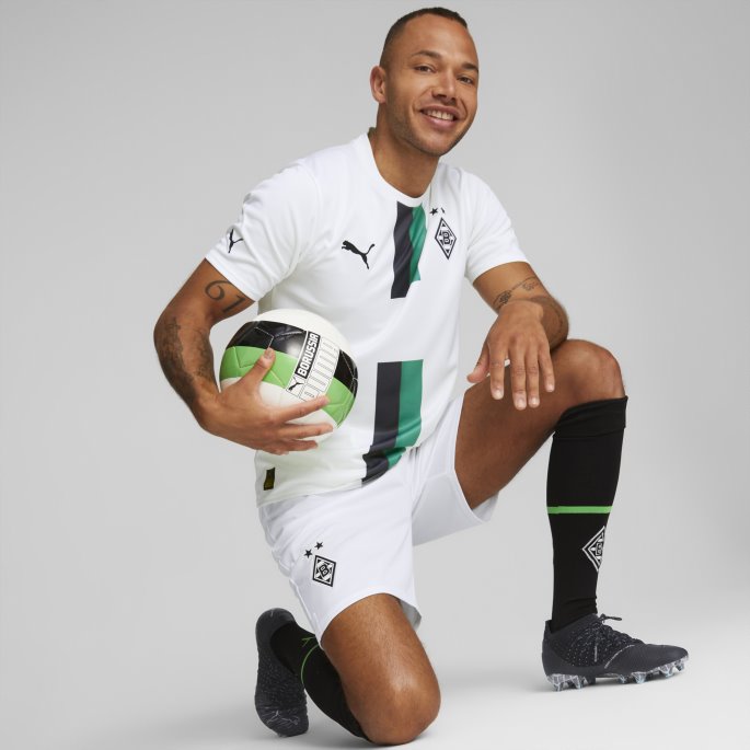 Hvit-svart-power Grønn Puma På Tilbud Borussia M Nchengladbach 22-23 Replica Shorts Herre