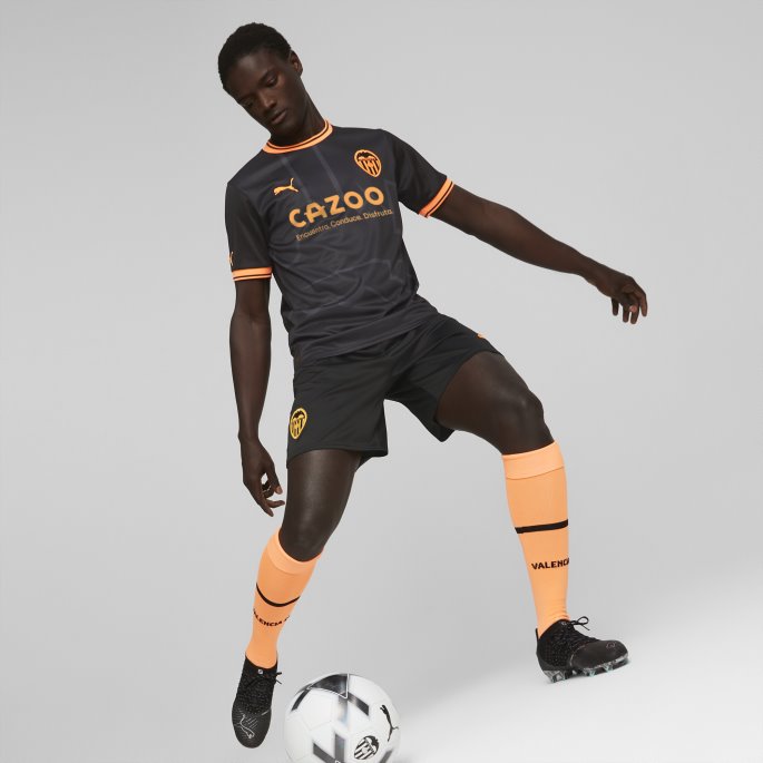 Svart-neon Sitrus Puma På Salg Valencia Cf 22-23 Replica Shorts Herre